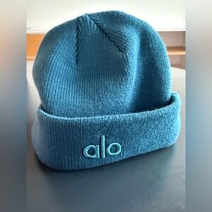 ALO Yoga Notable Beanie